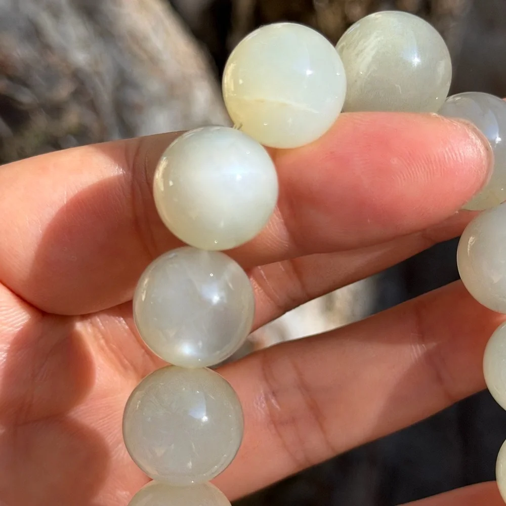 14.5mm‎ stretchable high quality flashy silver moonstone bracelet 0610